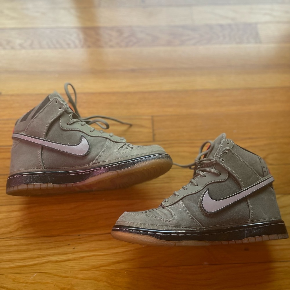 ⭐️EXCLUSIVE⭐️ Nike Dunk Hi - GALAXY GREEN